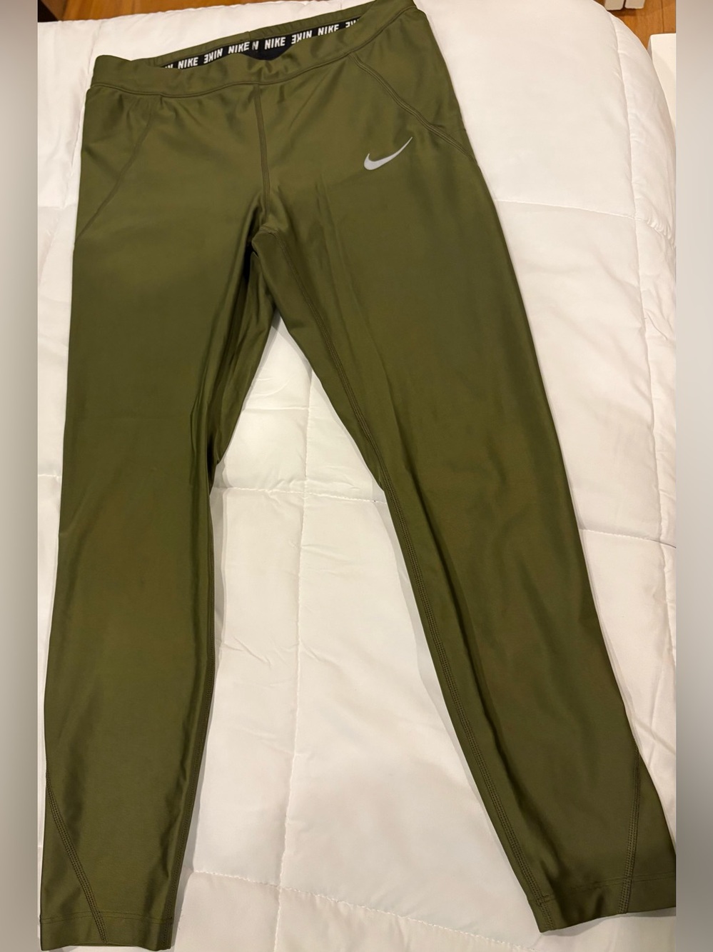 Nike Olive Green w Athletic Leggings Dri Fit women’s large